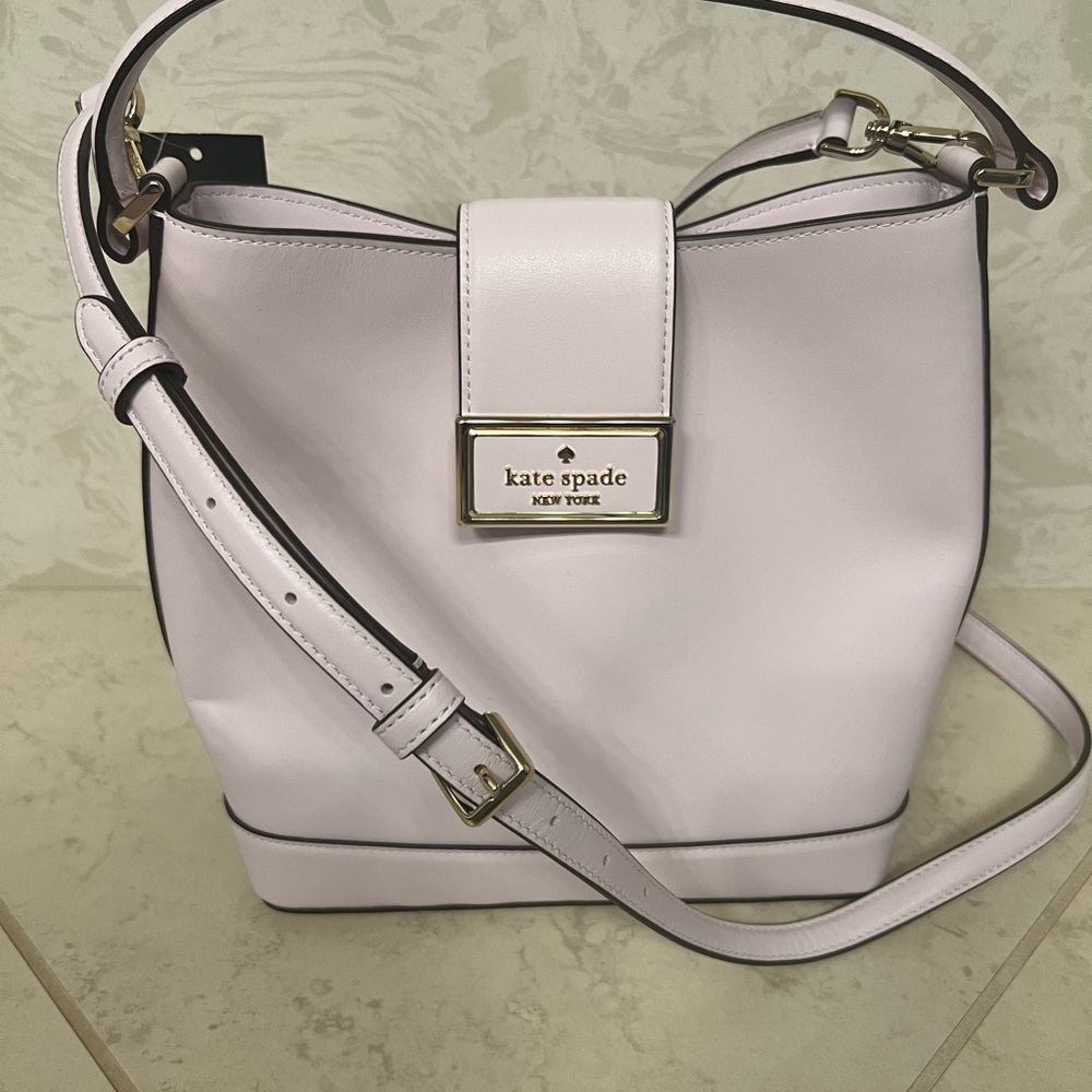 Kate Spade Reegan Smooth Leather Buckle NWT in pale ameth